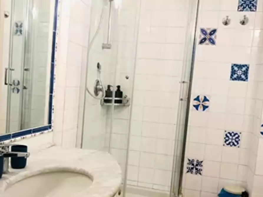 Immagine 3 di Appartamento in affitto  in Via Toledo a Napoli