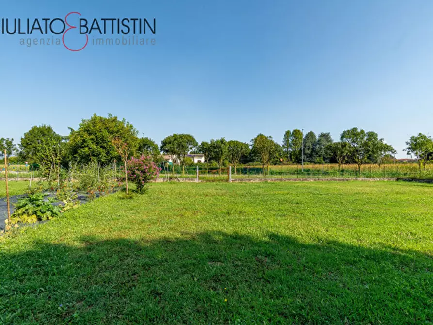 Immagine 14 di Rustico / casale in vendita  in Strada di Casale a Vicenza