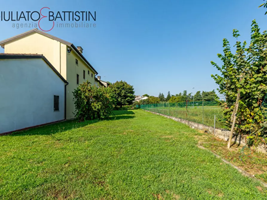 Immagine 15 di Rustico / casale in vendita  in Strada di Casale a Vicenza