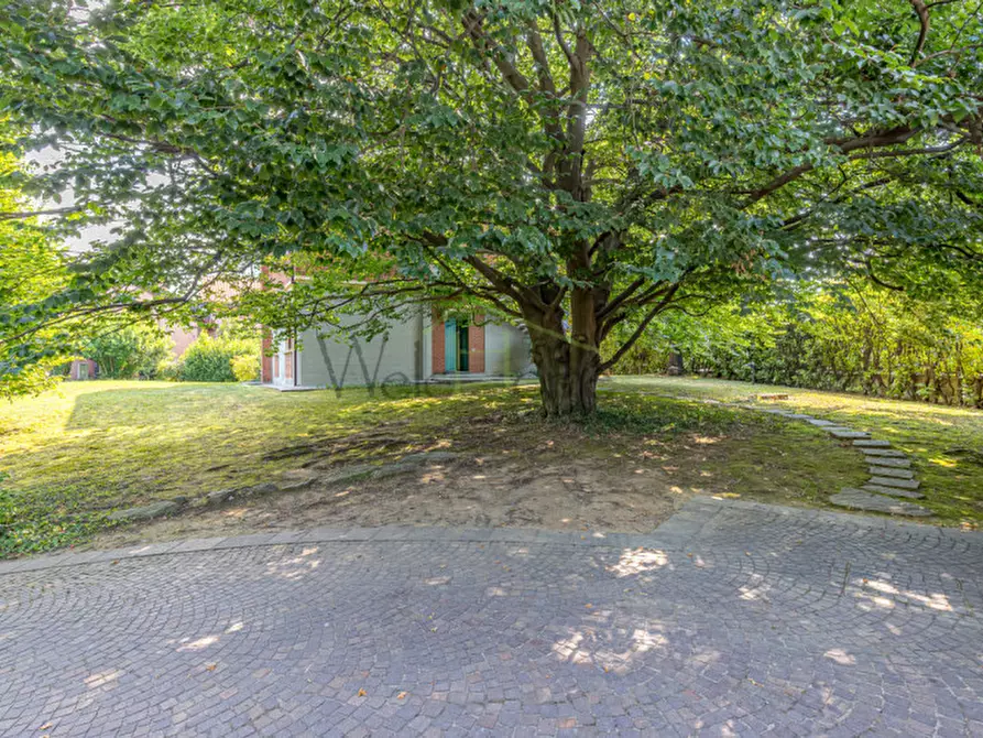 Immagine 5 di Casa bifamiliare in vendita  in Via appiani 1 a Merone