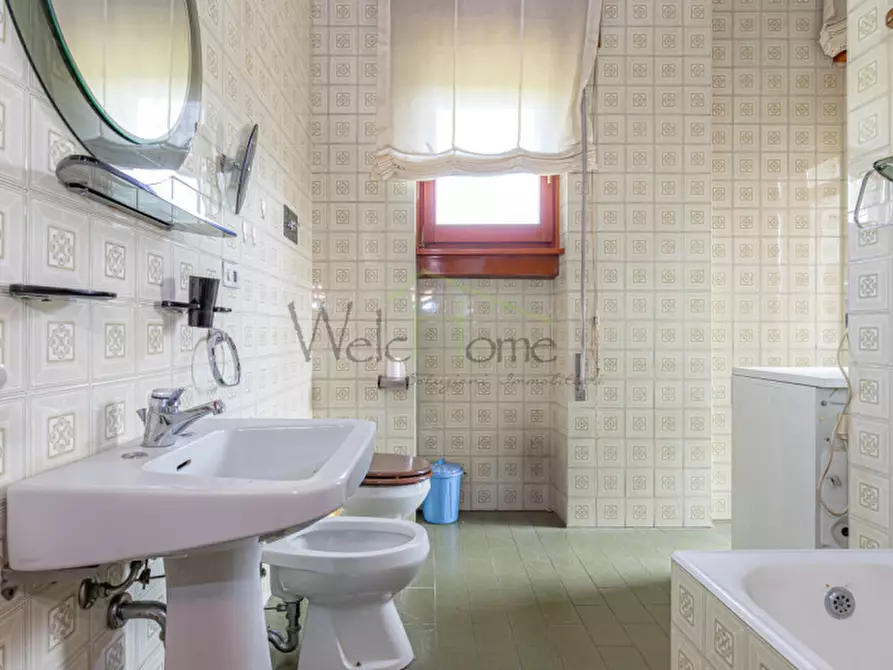 Immagine 19 di Casa bifamiliare in vendita  in Via appiani 1 a Merone