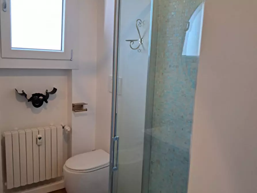 Immagine 36 di Attico in vendita  in via peschiera a Padova