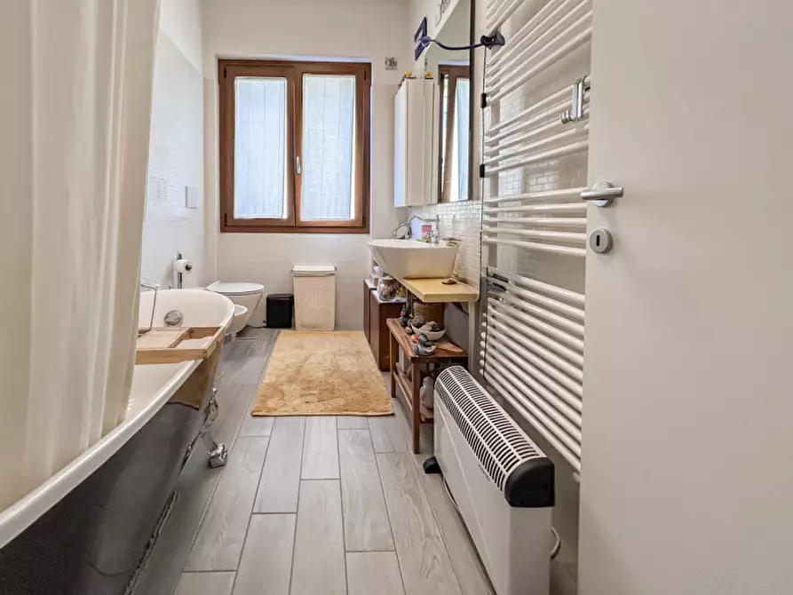 Immagine 8 di Appartamento in vendita  in Via Galileo Galilei a Sant'ambrogio Di Valpolicella