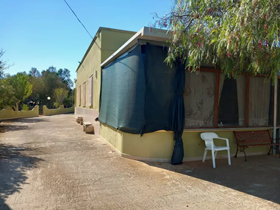 Immagine 35 di Villa in vendita  in C.da Padalino a Carovigno