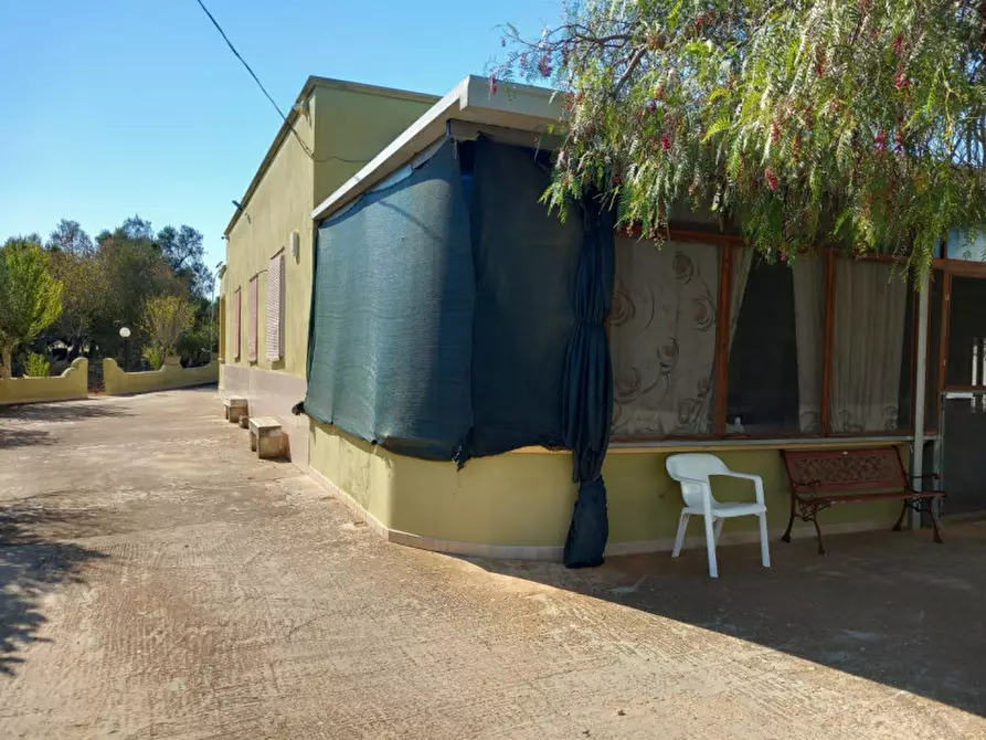 Immagine 36 di Villa in vendita  in C.da Padalino a Carovigno