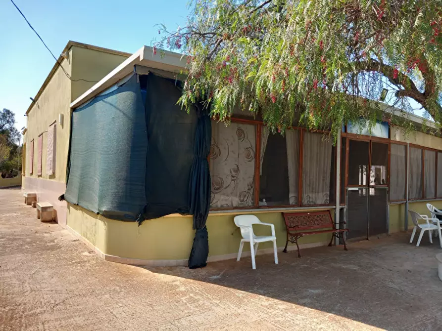 Immagine 37 di Villa in vendita  in C.da Padalino a Carovigno