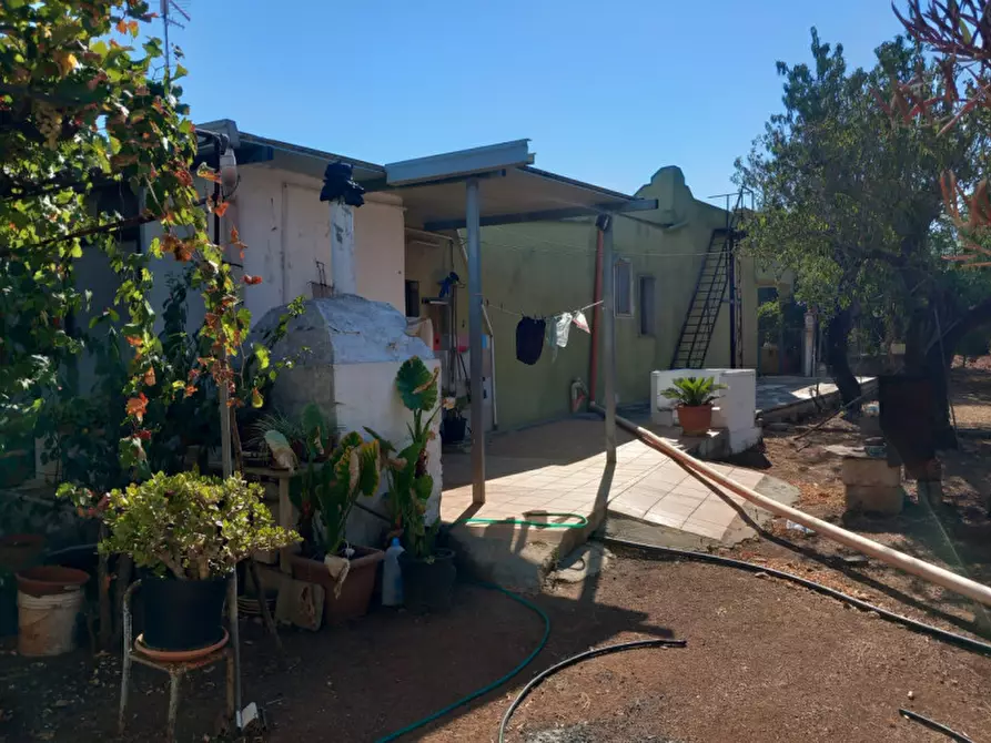 Immagine 39 di Villa in vendita  in C.da Padalino a Carovigno