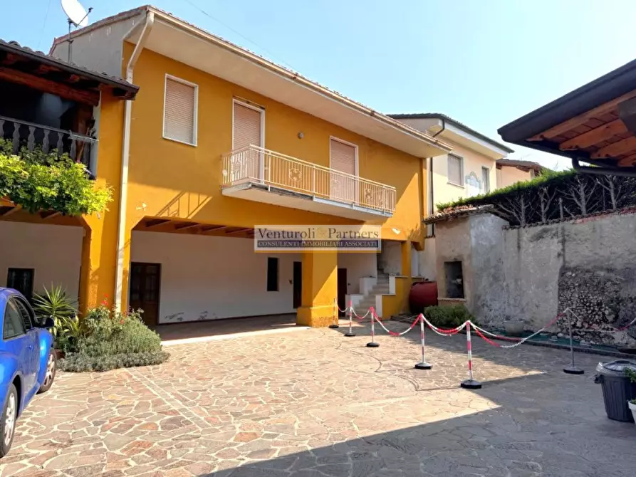 Immagine 1 di Rustico / casale in vendita  in malocco a Lonato del Garda