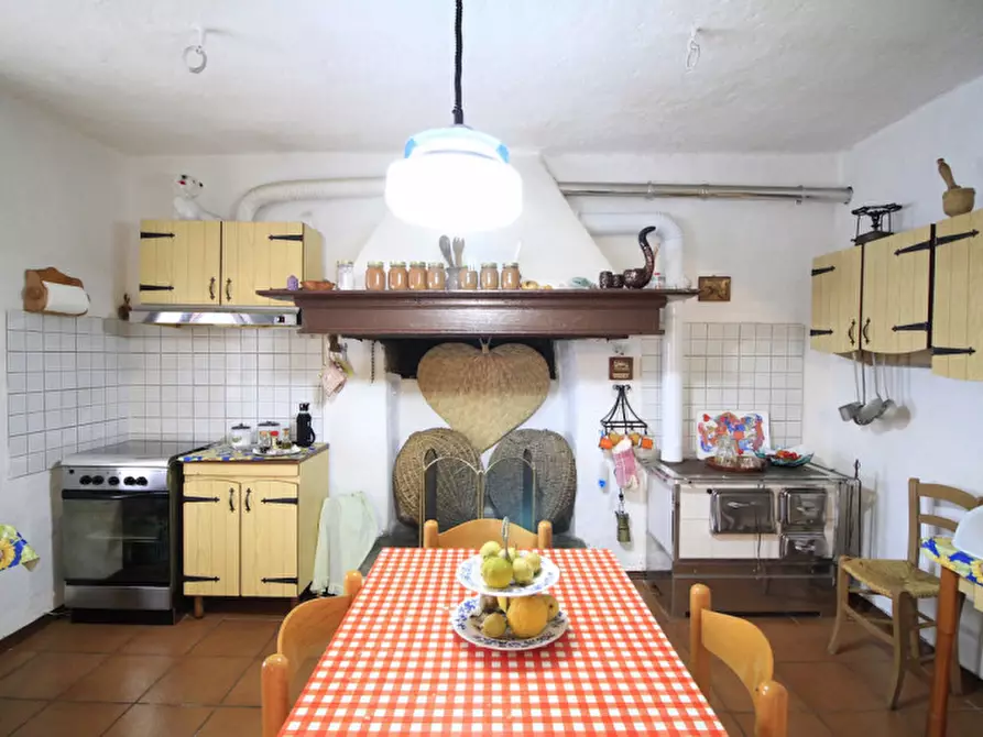 Immagine 5 di Casa indipendente in vendita  in Frazione Por a Pieve Di Bono-Prezzo