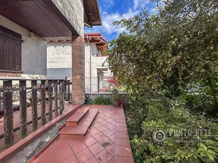 Immagine 1 di Casa indipendente in vendita  in Via Catene a Palu'