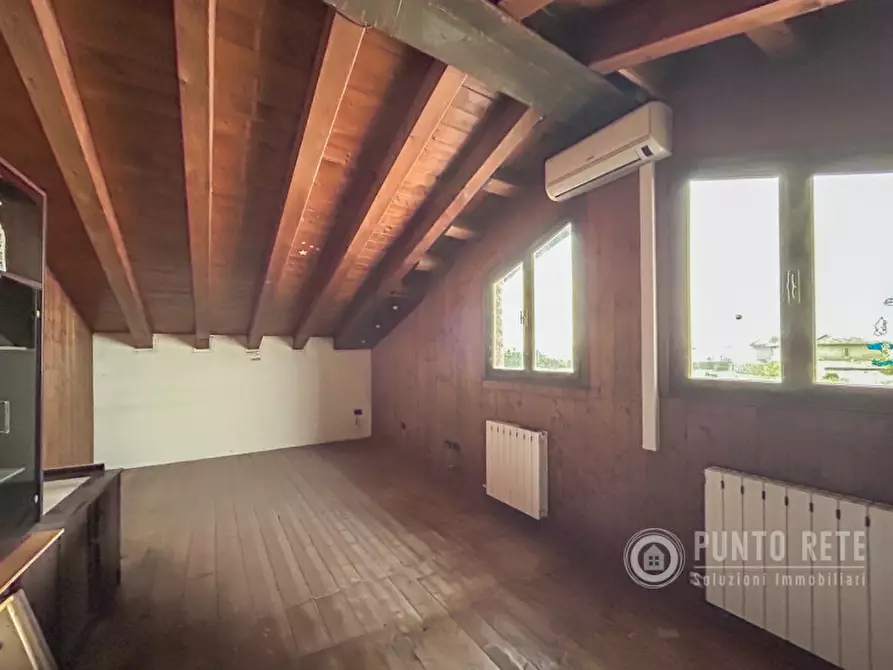 Immagine 30 di Casa indipendente in vendita  in Via Catene a Palu'