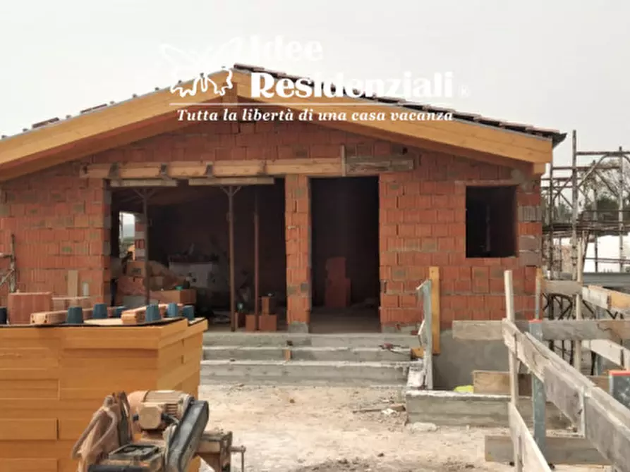 Immagine 10 di Villa in vendita  a Santa Teresa Gallura