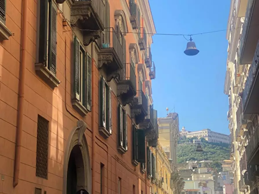 Immagine 20 di Camera in affitto  in Via supportico d’astuti a Napoli