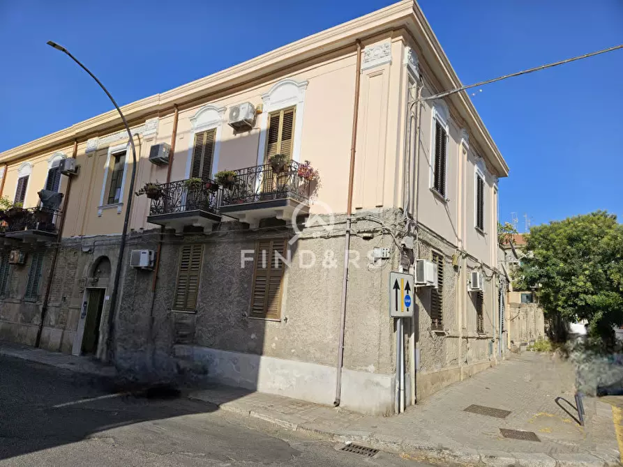 Immagine 1 di Appartamento in vendita  in via monsignore de lorenzo a Reggio Di Calabria