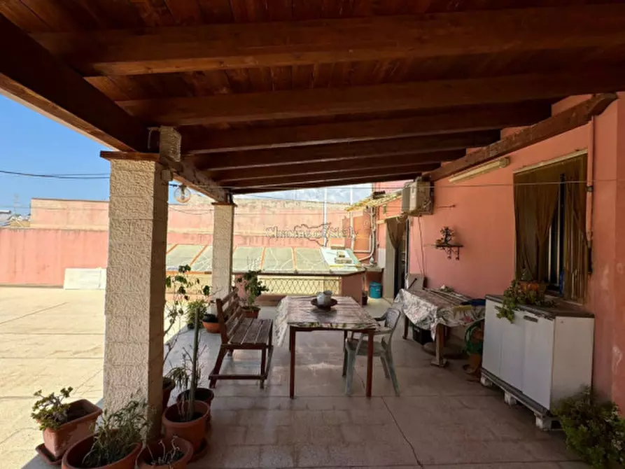 Immagine 1 di Casa indipendente in vendita  in Via Roma a Pozzallo