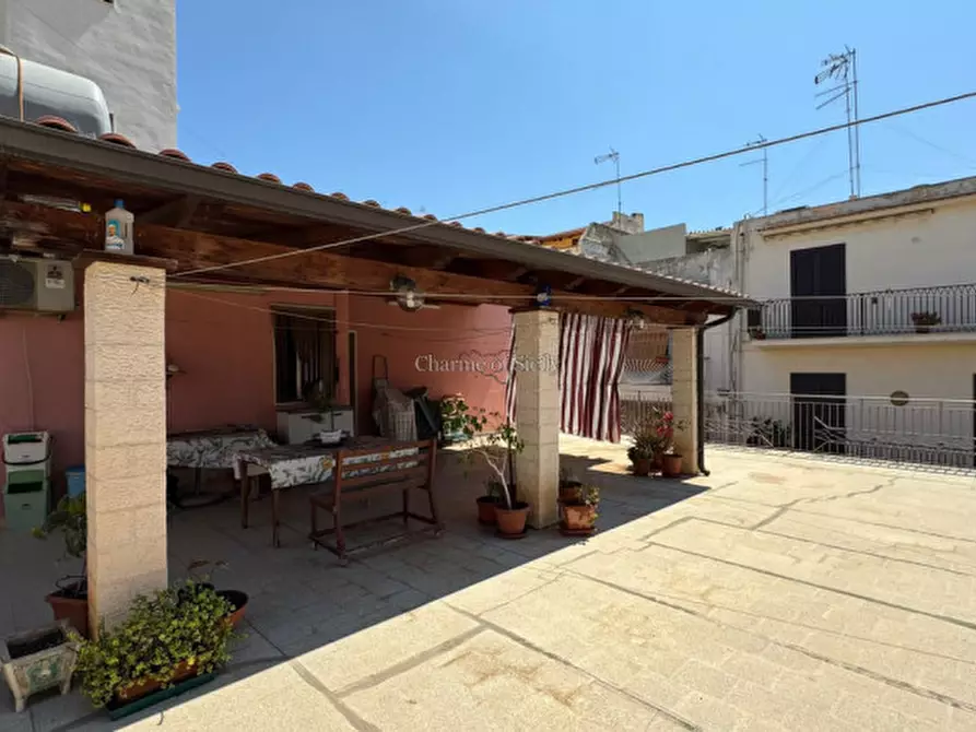 Immagine 6 di Casa indipendente in vendita  in Via Roma a Pozzallo