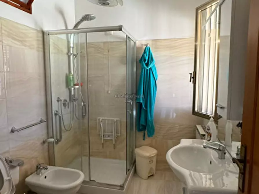 Immagine 29 di Casa indipendente in vendita  in Via Roma a Pozzallo