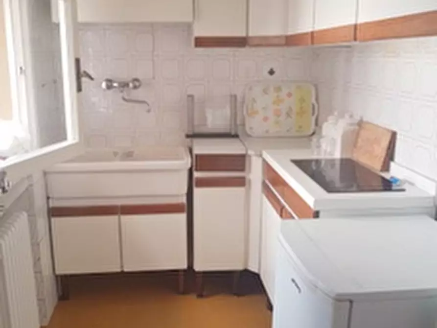 Immagine 4 di Appartamento in affitto  in VIA ZARABELLA a Padova