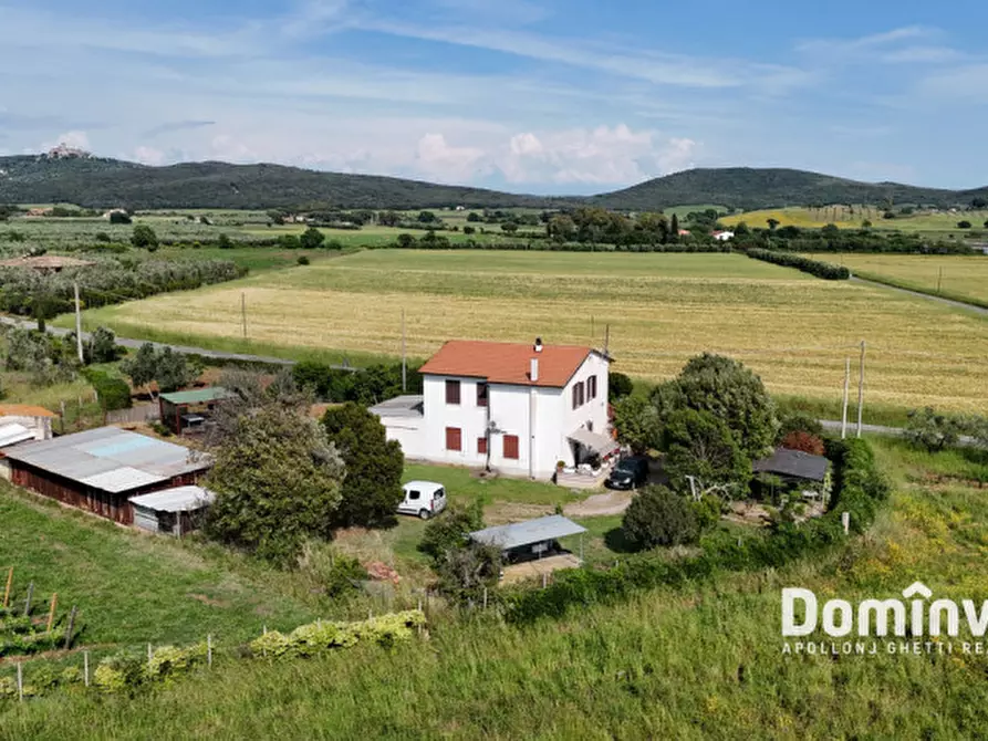 Immagine 3 di Rustico / casale in vendita  in Strada Valmarina a Capalbio