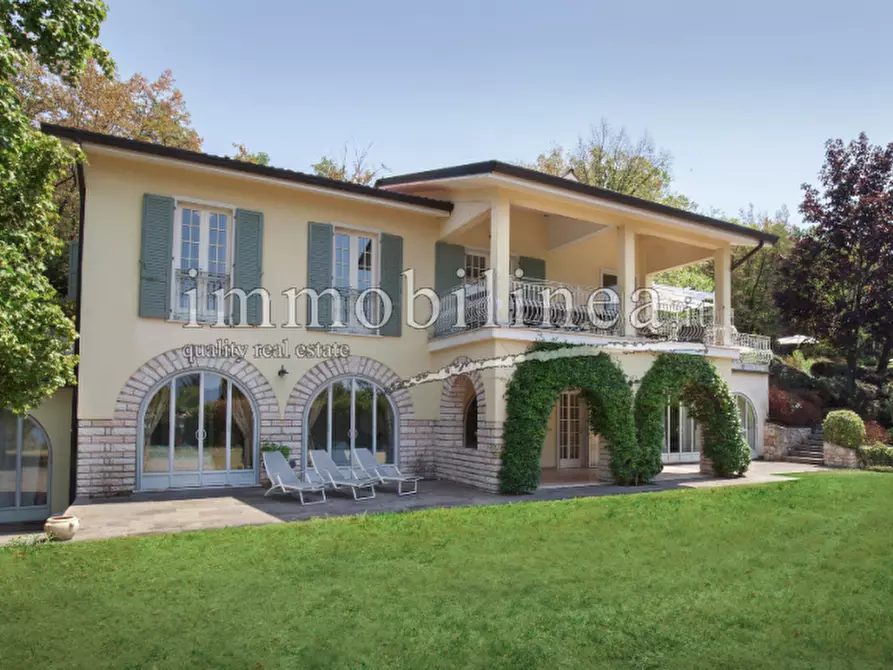 Immagine 2 di Villa in vendita  in Le Sorte - Villa Ilaria a Torri Del Benaco