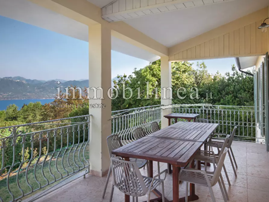 Immagine 8 di Villa in vendita  in Le Sorte - Villa Ilaria a Torri Del Benaco