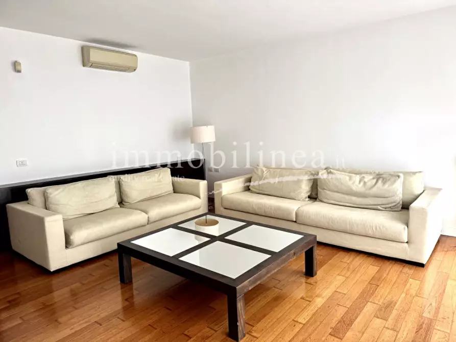 Immagine 31 di Villa in vendita  in Le Sorte - Villa Ilaria a Torri Del Benaco