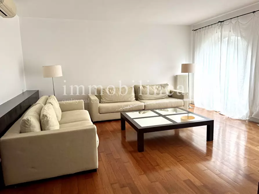 Immagine 33 di Villa in vendita  in Le Sorte - Villa Ilaria a Torri Del Benaco