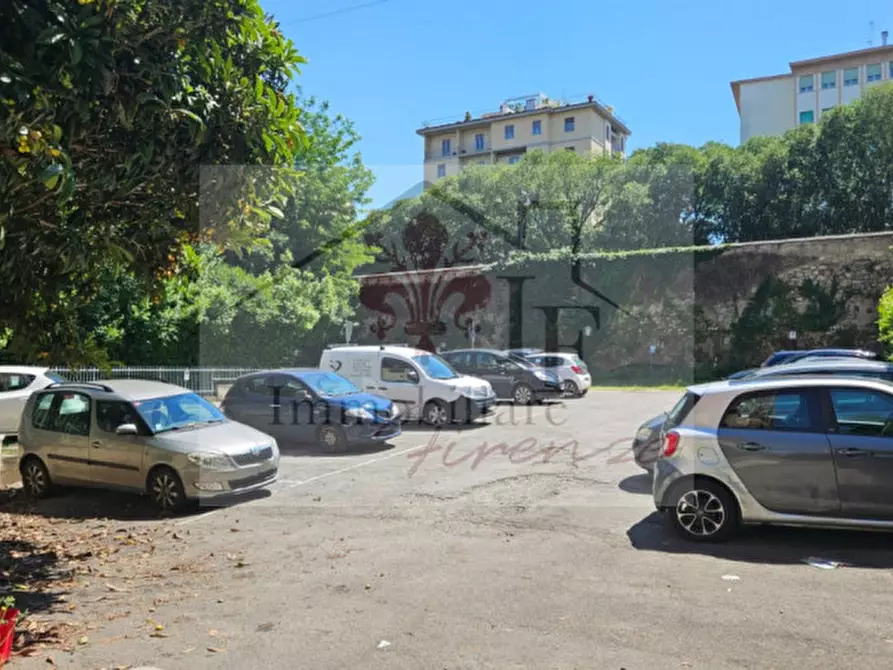 Immagine 26 di Appartamento in vendita  in Via Villa Demidoff a Firenze