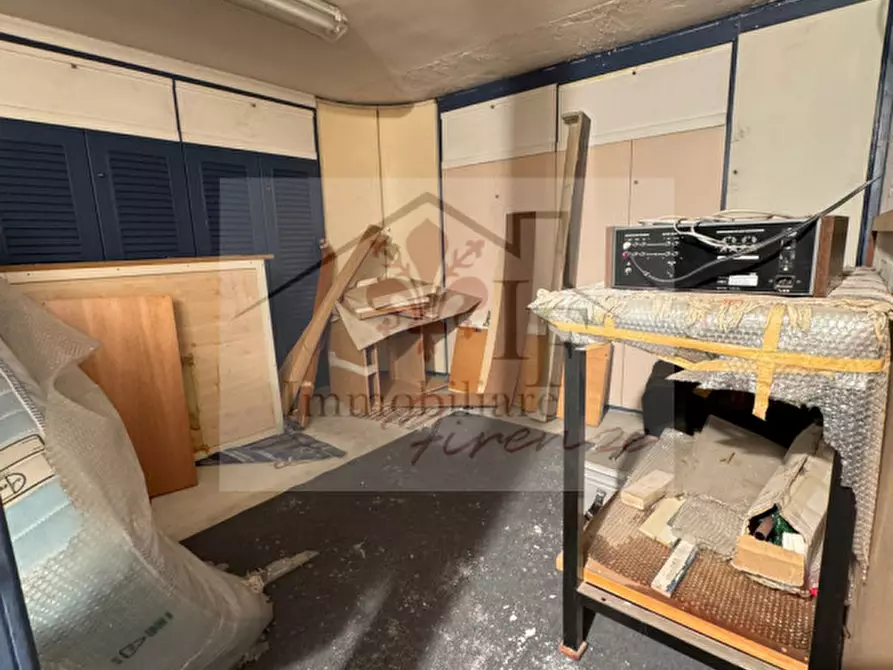 Immagine 33 di Appartamento in vendita  in Via Villa Demidoff a Firenze