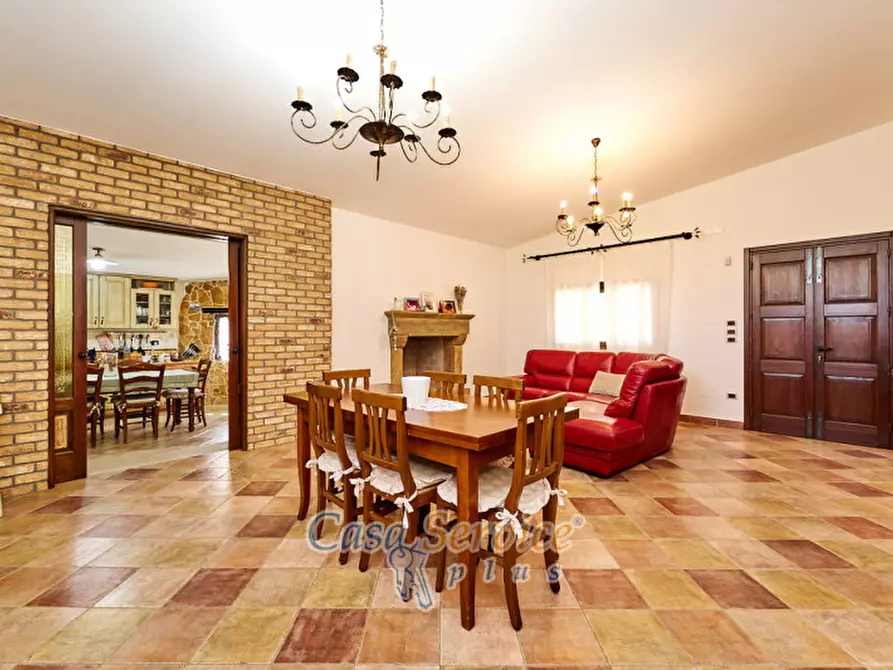 Immagine 15 di Villa in vendita  in Via Matino a Taviano