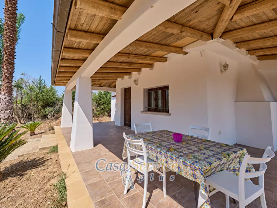 Immagine 31 di Villa in vendita  in Via Matino a Taviano