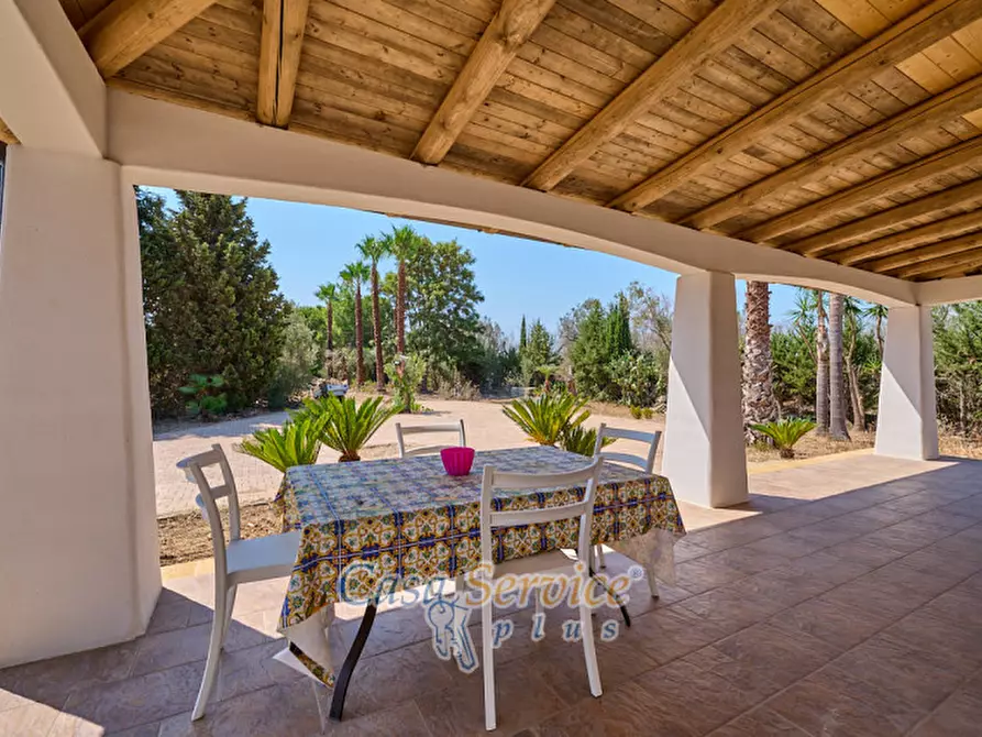 Immagine 42 di Villa in vendita  in Via Matino a Taviano