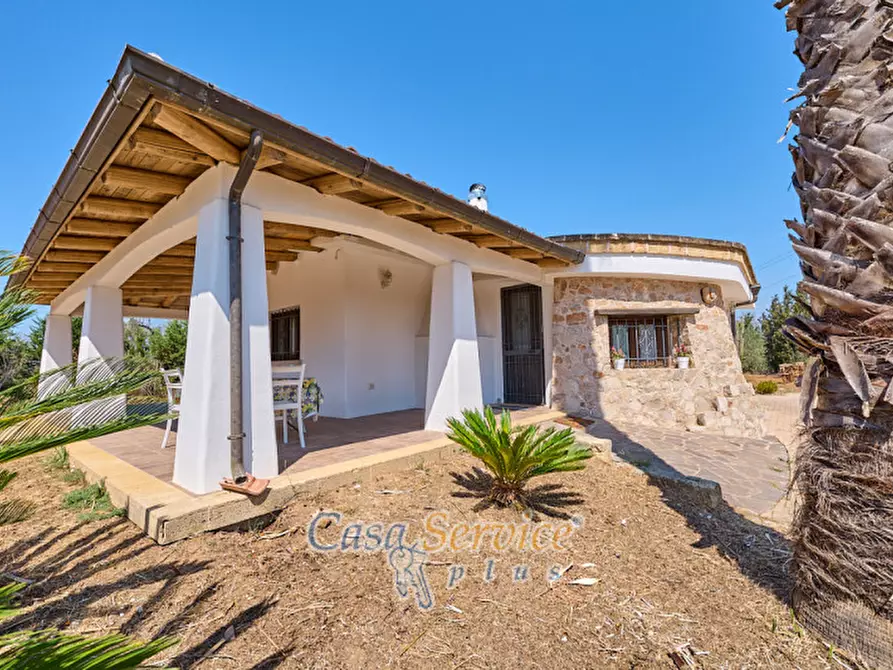 Immagine 45 di Villa in vendita  in Via Matino a Taviano