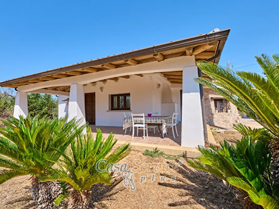 Immagine 46 di Villa in vendita  in Via Matino a Taviano