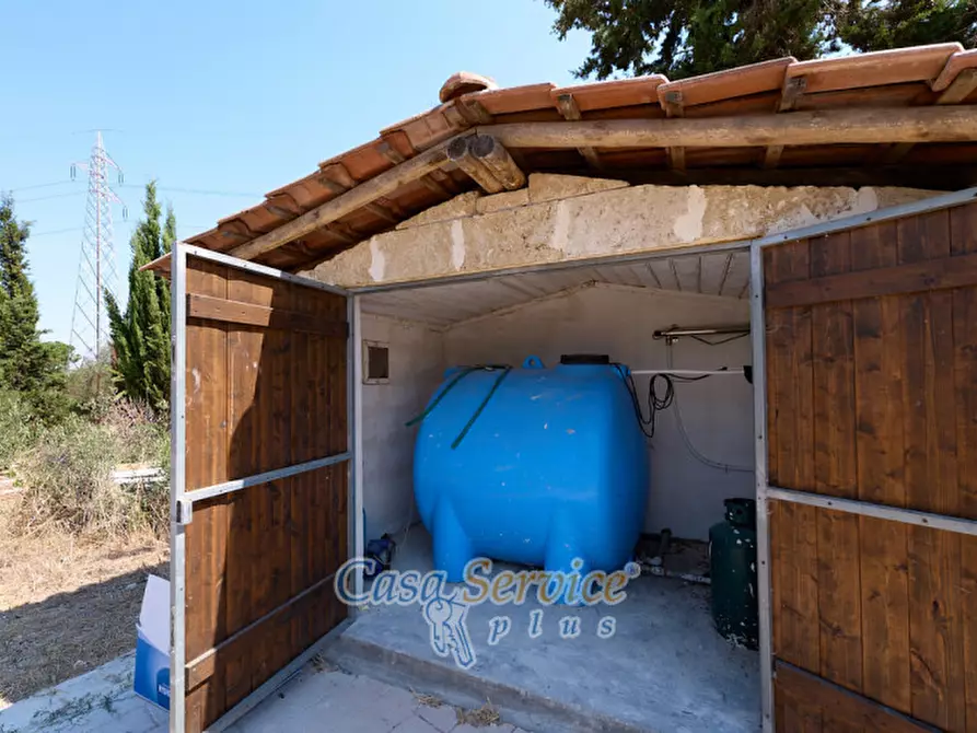 Immagine 49 di Villa in vendita  in Via Matino a Taviano