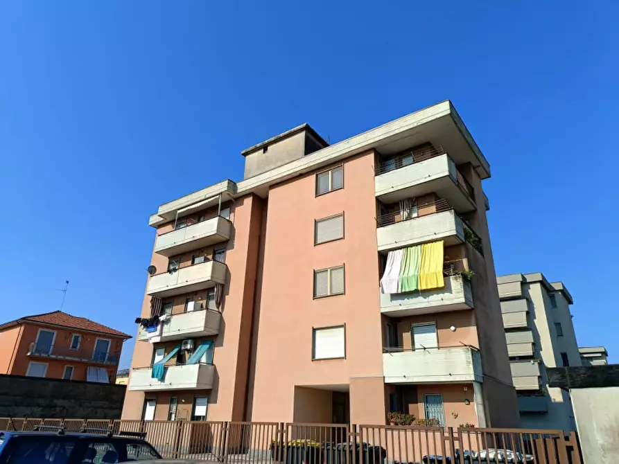 Immagine 1 di Appartamento in vendita  in Via Dei Glicini 18 a Casale Monferrato