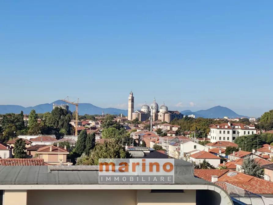 Immagine 4 di Appartamento in vendita  in Via Nazareth a Padova