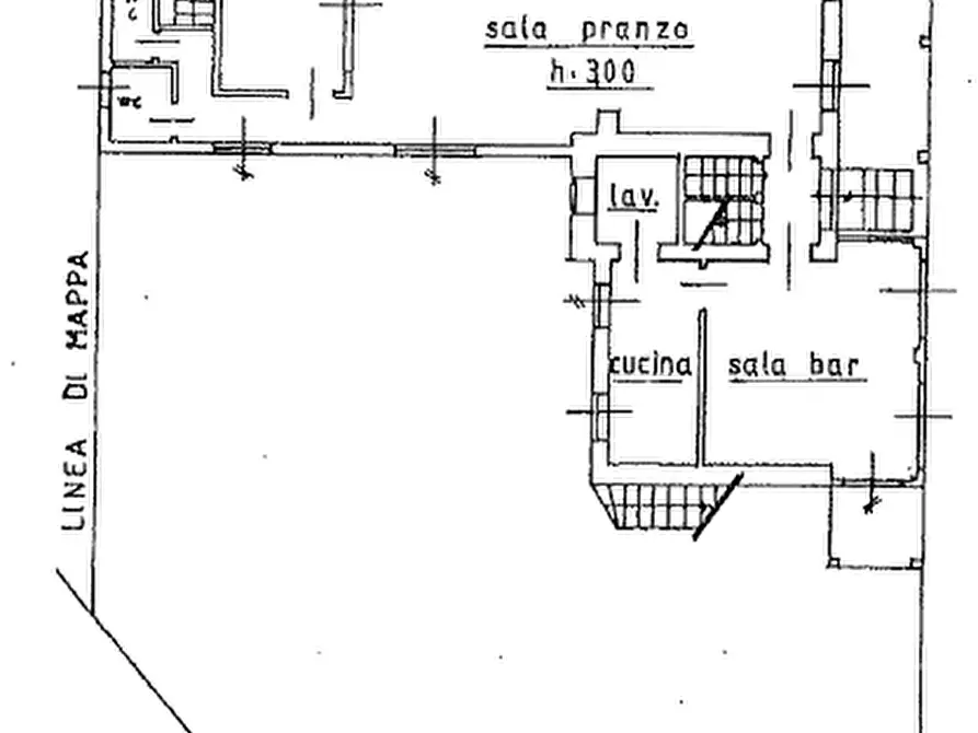 Immagine 1 di Attività commerciale in vendita  in Via Rebolgiane 66 a Laveno-Mombello