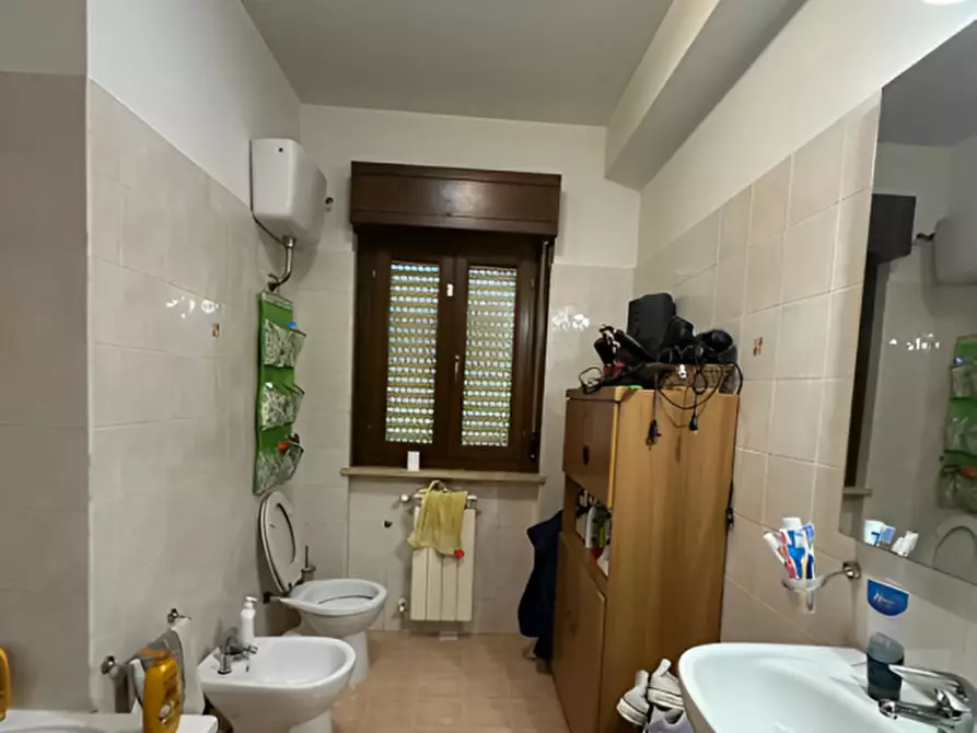 Immagine 4 di Appartamento in vendita  in Via Del Mercato, 36 a Castro Dei Volsci