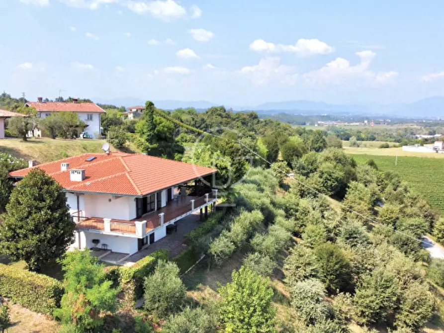 Immagine 2 di Villa in vendita  in via Bottino Basso a Lonato del Garda