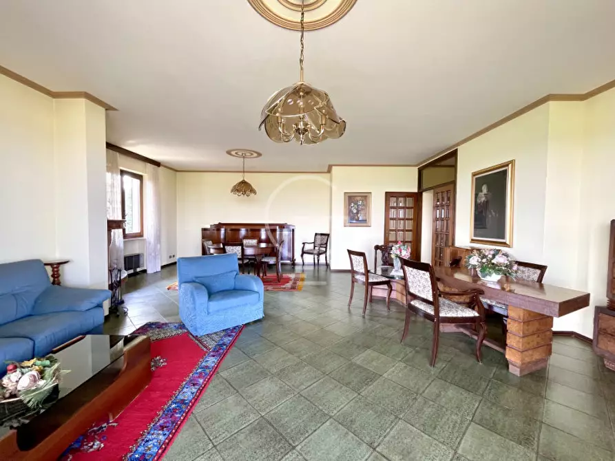 Immagine 15 di Villa in vendita  in via Bottino Basso a Lonato del Garda