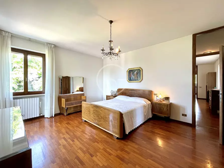 Immagine 18 di Villa in vendita  in via Bottino Basso a Lonato del Garda