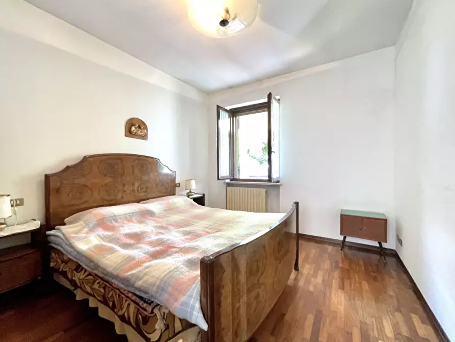 Immagine 19 di Villa in vendita  in via Bottino Basso a Lonato del Garda