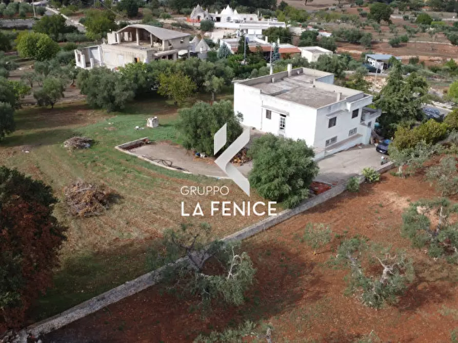 Immagine 9 di Villa in vendita  in C.da Mancinella ,81 a Locorotondo