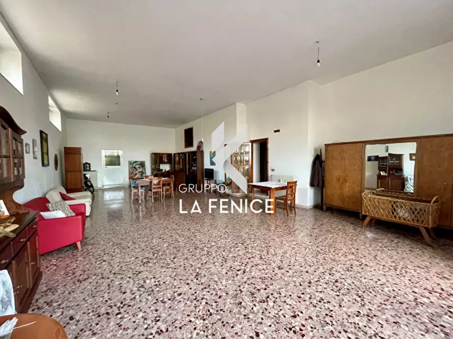 Immagine 33 di Villa in vendita  in C.da Mancinella ,81 a Locorotondo