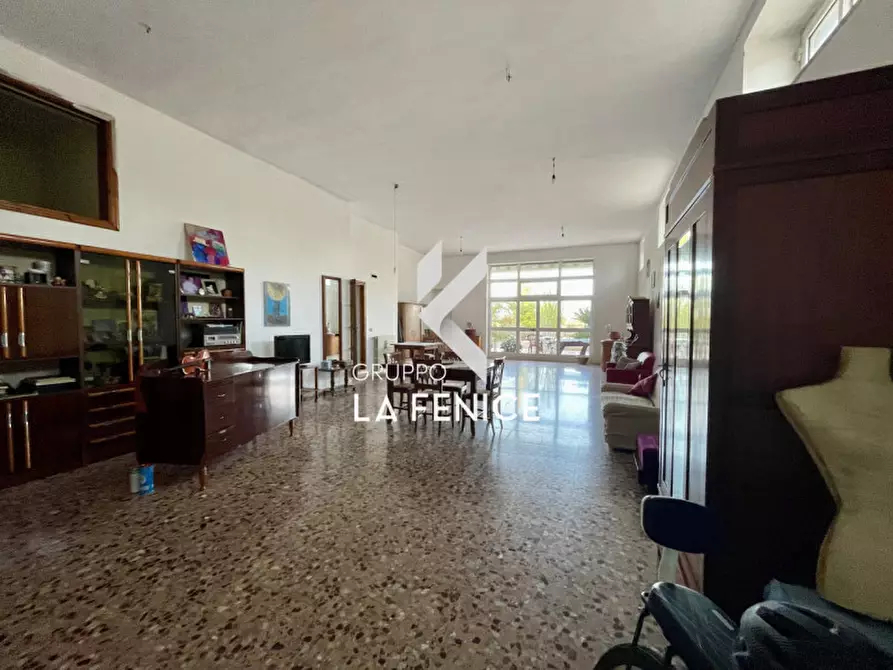 Immagine 37 di Villa in vendita  in C.da Mancinella ,81 a Locorotondo