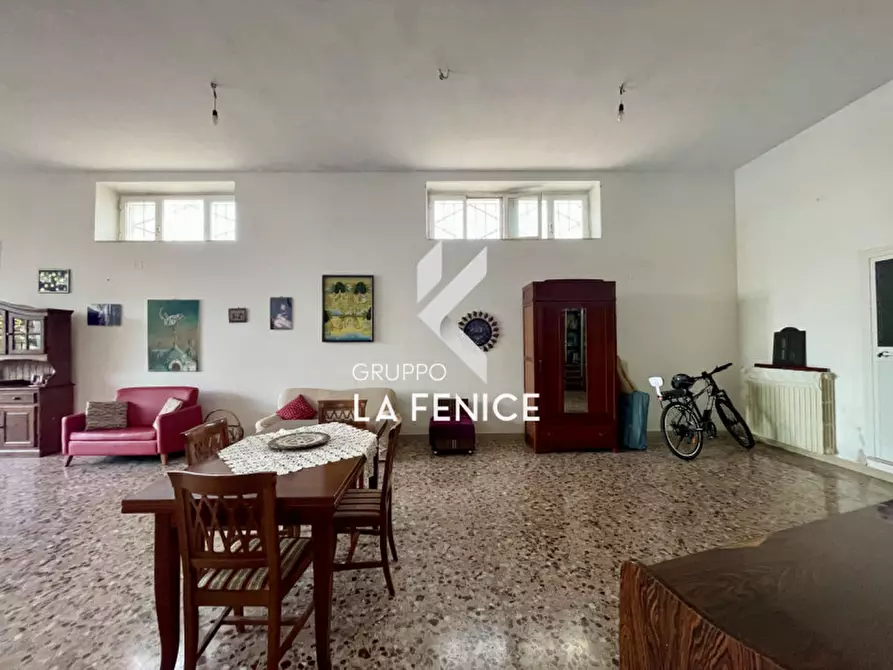 Immagine 43 di Villa in vendita  in C.da Mancinella ,81 a Locorotondo