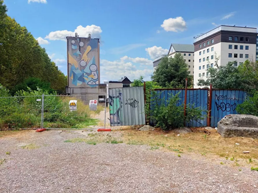 Immagine 10 di Terreno in vendita  in Via Mario Angeloni, N. snc a Perugia