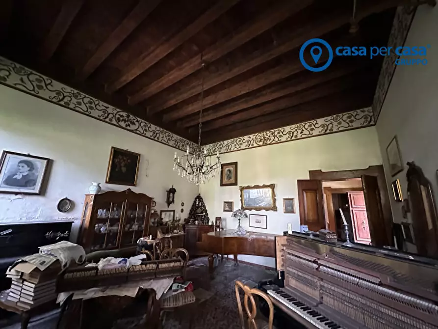 Immagine 15 di Villa in vendita  in Piazza Dante Alighieri a Canda