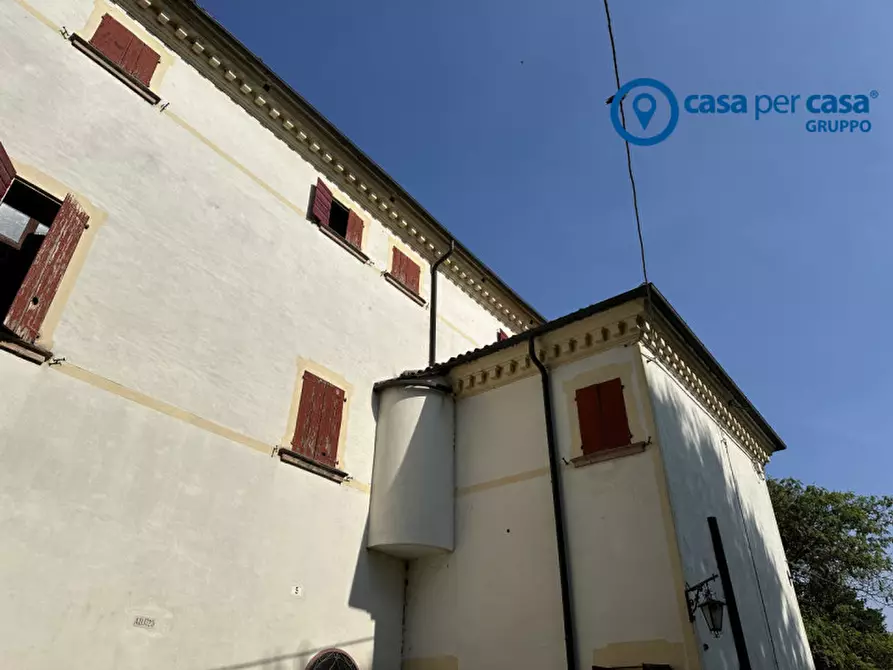 Immagine 26 di Villa in vendita  in Piazza Dante Alighieri a Canda